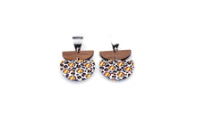 Load image into Gallery viewer, Softball Earrings