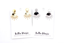 Load image into Gallery viewer, Round Spike Earrings