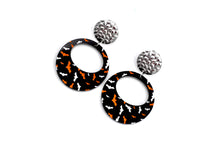 Load image into Gallery viewer, Black Round Bat Earrings