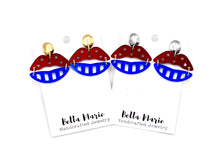 Load image into Gallery viewer, Patriotic Lips Earrings
