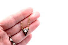 Load image into Gallery viewer, Gold V Necklace