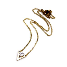Load image into Gallery viewer, Gold V Necklace