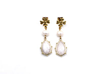 Load image into Gallery viewer, Moonstone Dangle Earrings
