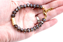 Load image into Gallery viewer, Glass Beaded Bracelet