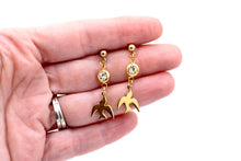 Load image into Gallery viewer, Bird Earrings