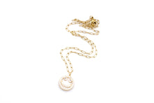 Load image into Gallery viewer, Gold Smiley Face Necklace