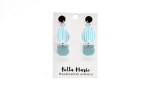 Load image into Gallery viewer, Cactus Dangle Earrings
