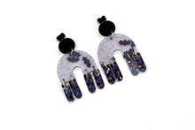 Load image into Gallery viewer, Glitter Bat Earrings