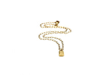 Load image into Gallery viewer, Dainty Lock Necklace