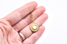 Load image into Gallery viewer, Round Boho Necklace