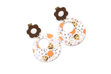 Load image into Gallery viewer, Retro Print Halloween Earrings