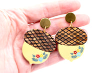 Load image into Gallery viewer, Acorn Earrings