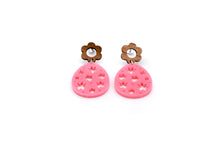 Load image into Gallery viewer, Pink Floral Egg Earrings