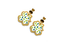 Load image into Gallery viewer, Clover Cookie Earrings