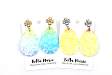Load image into Gallery viewer, Leopard Print Egg Earrings