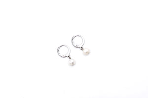 Pearl Leverback Earrings