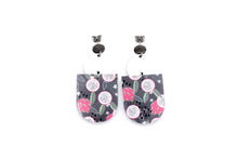 Load image into Gallery viewer, Dragonfruit Earrings
