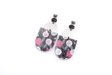 Load image into Gallery viewer, Dragonfruit Earrings
