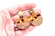 Load image into Gallery viewer, Orange Fleck Earrings
