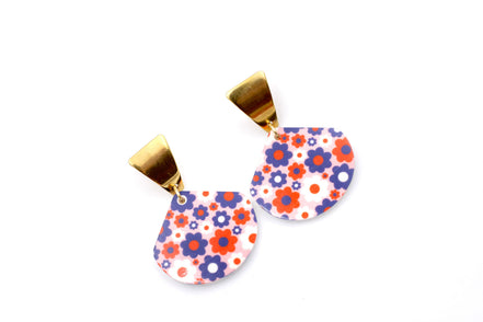 Patriotic Flower Earrings, Retro Flower Earrings, Patriotic Earrings, Daisy Flower Earrings, 4th of July Earrings, 4th of July Jewelry