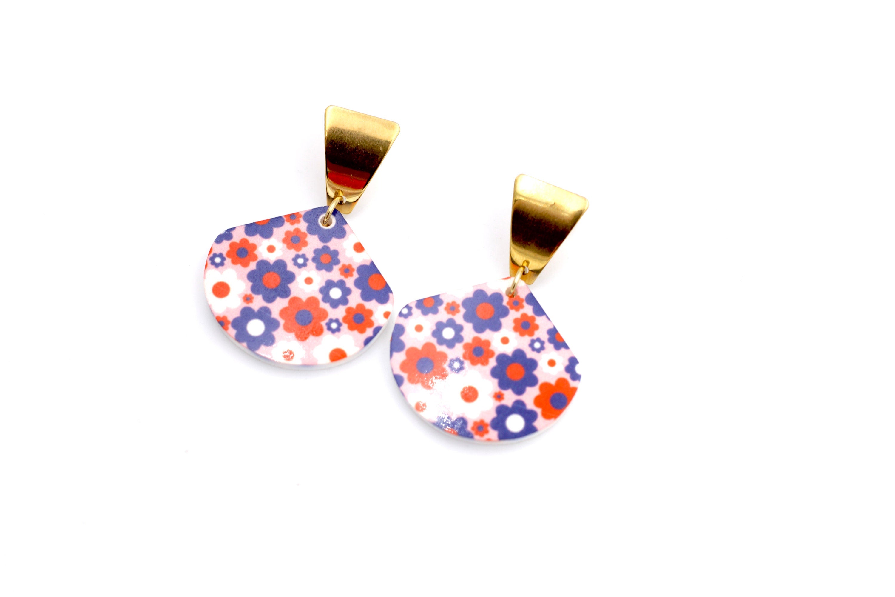 Patriotic Flower Earrings, Retro Flower Earrings, Patriotic Earrings, Daisy Flower Earrings, 4th of July Earrings, 4th of July Jewelry