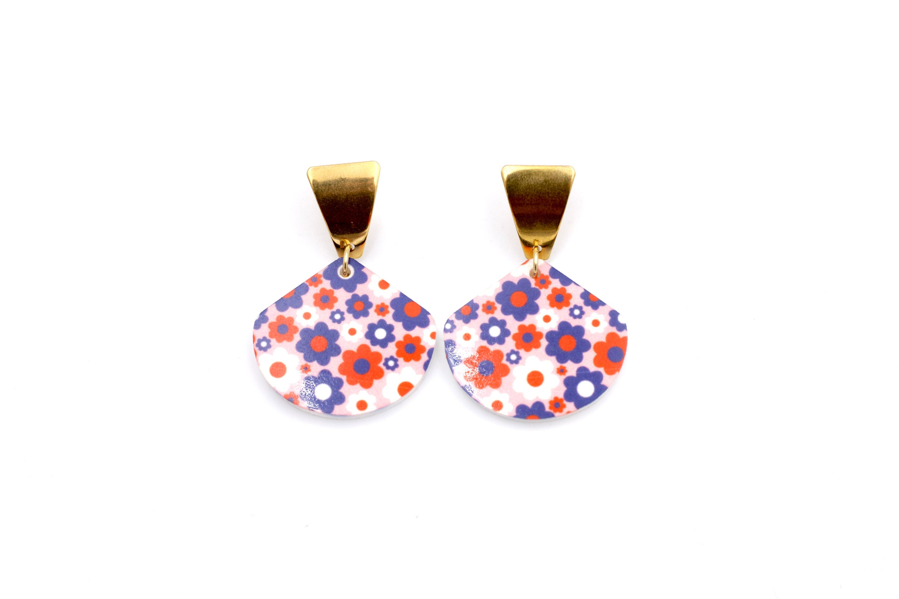 Patriotic Flower Earrings, Retro Flower Earrings, Patriotic Earrings, Daisy Flower Earrings, 4th of July Earrings, 4th of July Jewelry