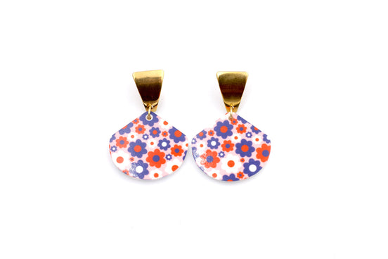Patriotic Flower Earrings, Retro Flower Earrings, Patriotic Earrings, Daisy Flower Earrings, 4th of July Earrings, 4th of July Jewelry