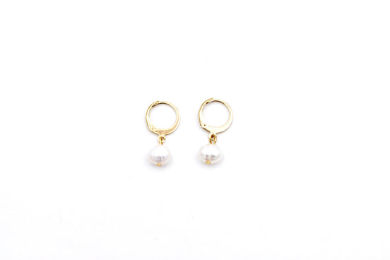 Pearl Leverback Earrings