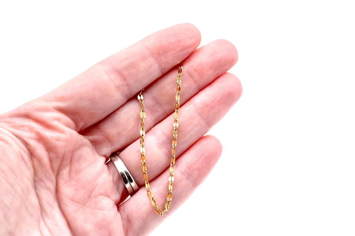 Flat Link Dapped Layering Necklaces
