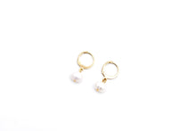 Load image into Gallery viewer, Pearl Leverback Earrings
