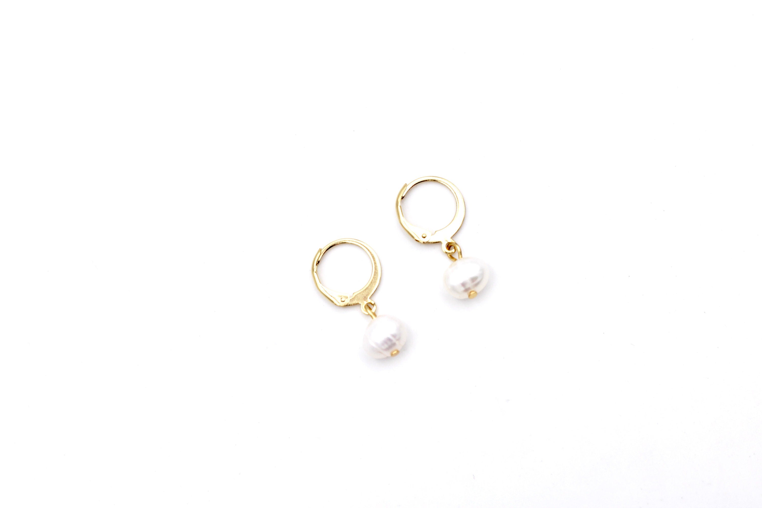 Pearl Leverback Earrings