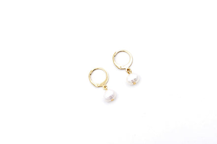 Pearl Leverback Earrings