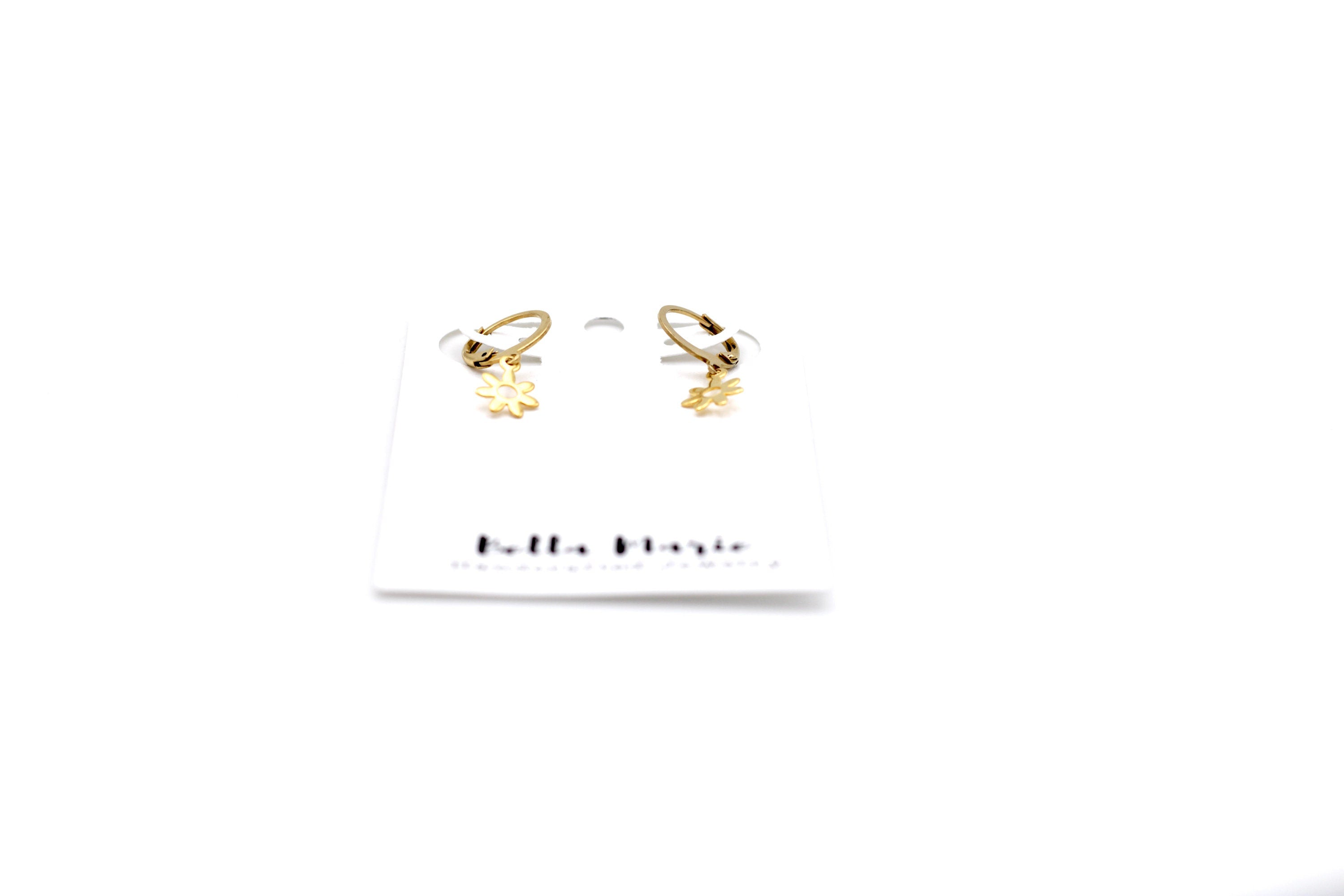 Tiny Daisy Lever Back Earrings
