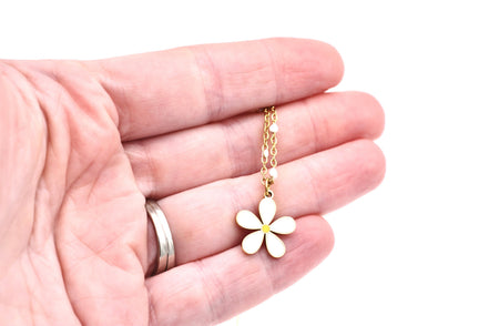 Enamel Daisy Necklace
