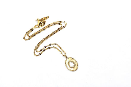 Gold Oval Boho Necklace