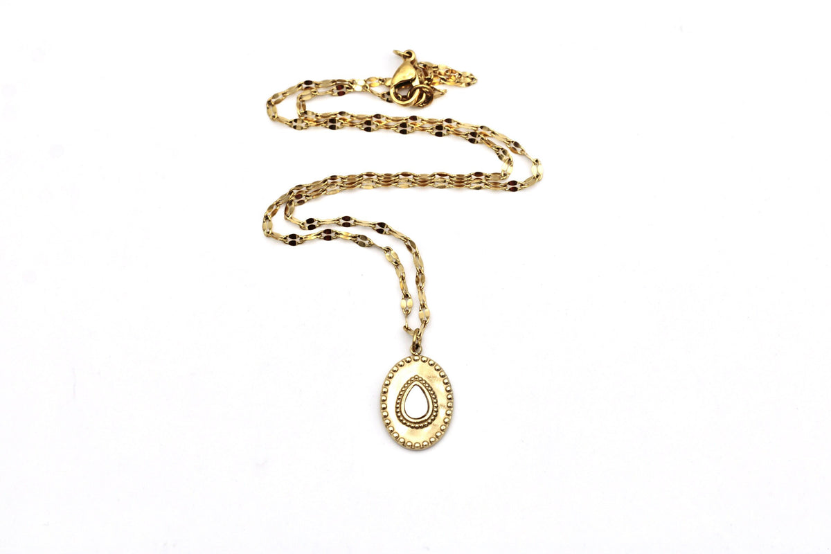 Gold Oval Boho Necklace