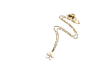 Load image into Gallery viewer, Enamel Daisy Necklace
