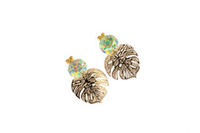 Load image into Gallery viewer, Filigree Monstera Earrings
