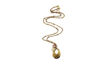 Load image into Gallery viewer, Oval Floral Charm Necklace
