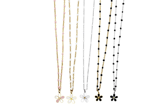 Enamel Daisy Necklace