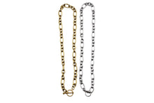 Load image into Gallery viewer, Chunky Chain Toggle Necklace
