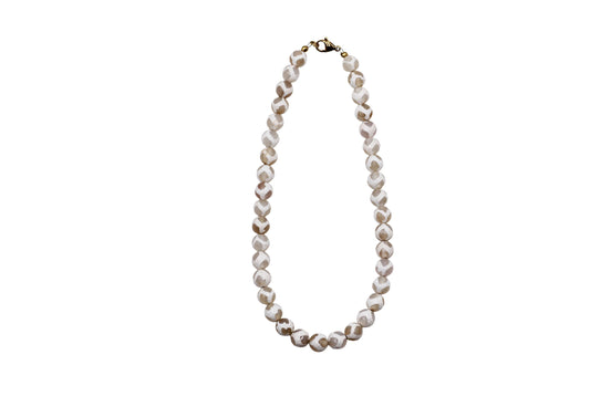 Tan & White Dyed Agate Bead Necklace