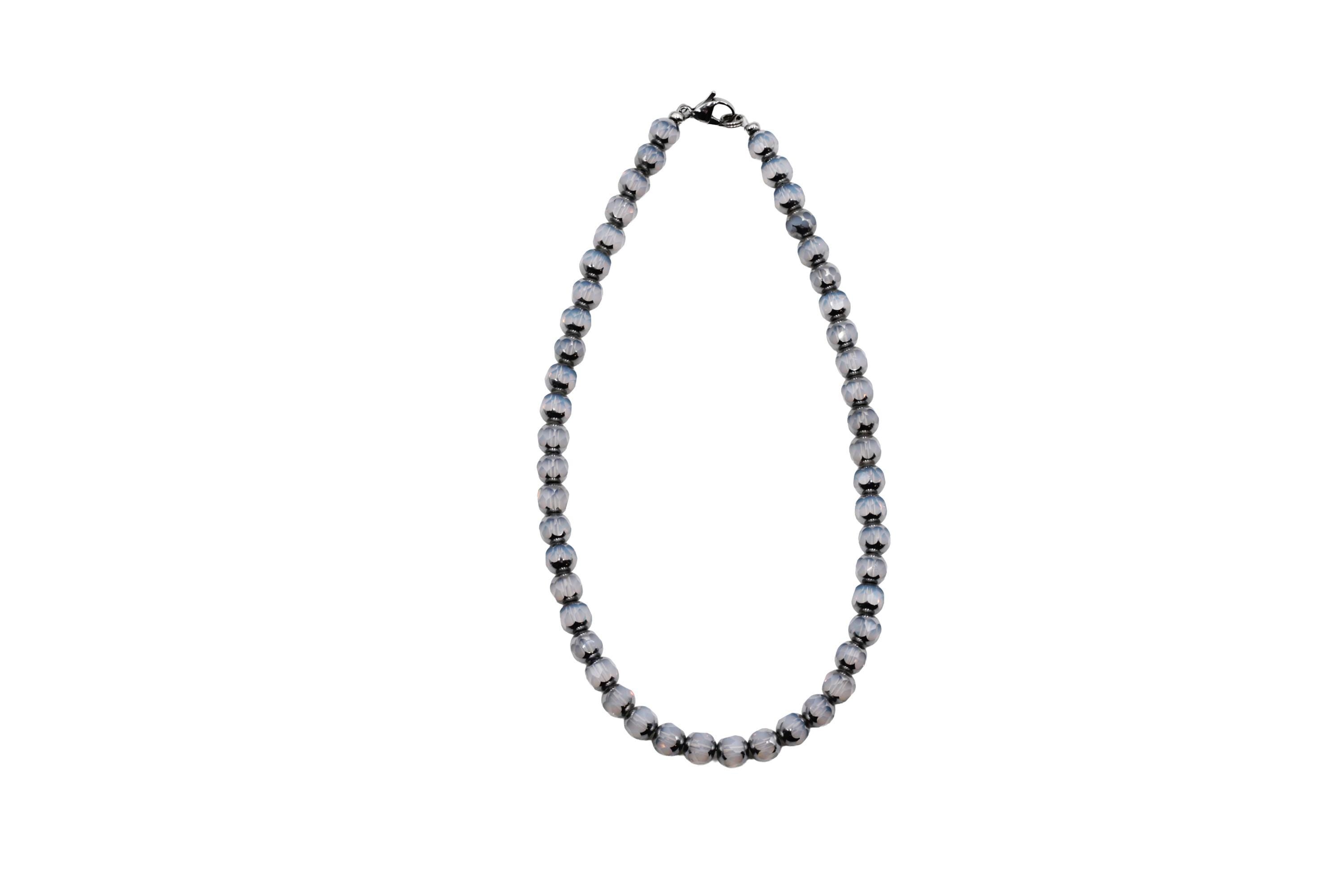 Vintage-Inspired Bead Necklace