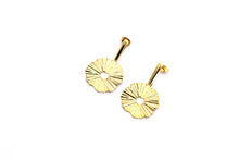 Load image into Gallery viewer, Gold Wavy Circle Dangle Earrings
