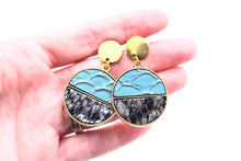 Load image into Gallery viewer, Teal &amp; Silver Circle Faux Leather Earrings
