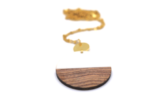 Load image into Gallery viewer, White Resin &amp; Wood Circle Gold Necklace
