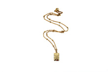 Load image into Gallery viewer, Gold Botanical Necklace
