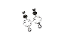 Load image into Gallery viewer, Silver Quatrefoil Earrings
