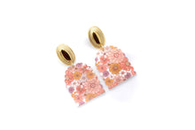 Load image into Gallery viewer, Retro Floral Print Dangles
