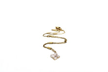 Load image into Gallery viewer, Gold Diamond Rhinestone Necklace
